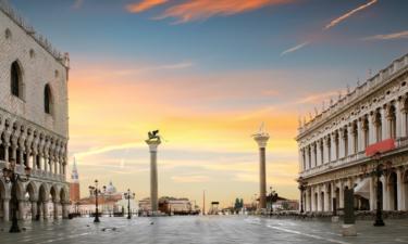 Best of Venice: Walking tour with Gondola ride, St. Mark's Basilica and Doge’s Palace