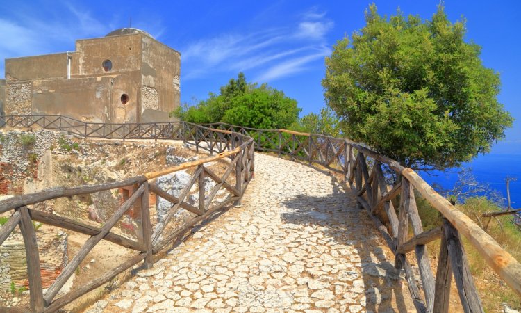 best hiking trails along the Amalfi coast. Ruins of Villa Jovis, Capri.